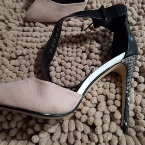 Shoe Dazzle Highheel